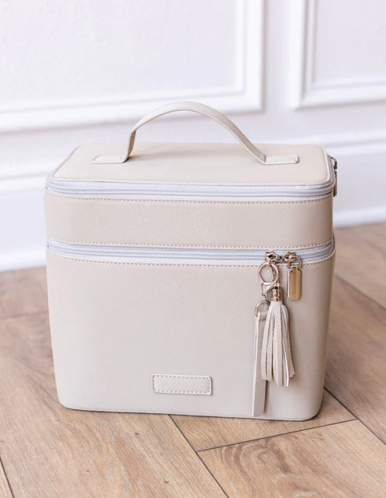 THE VANITY CASE