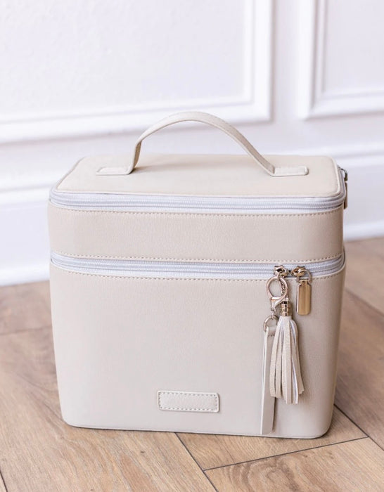 THE VANITY CASE