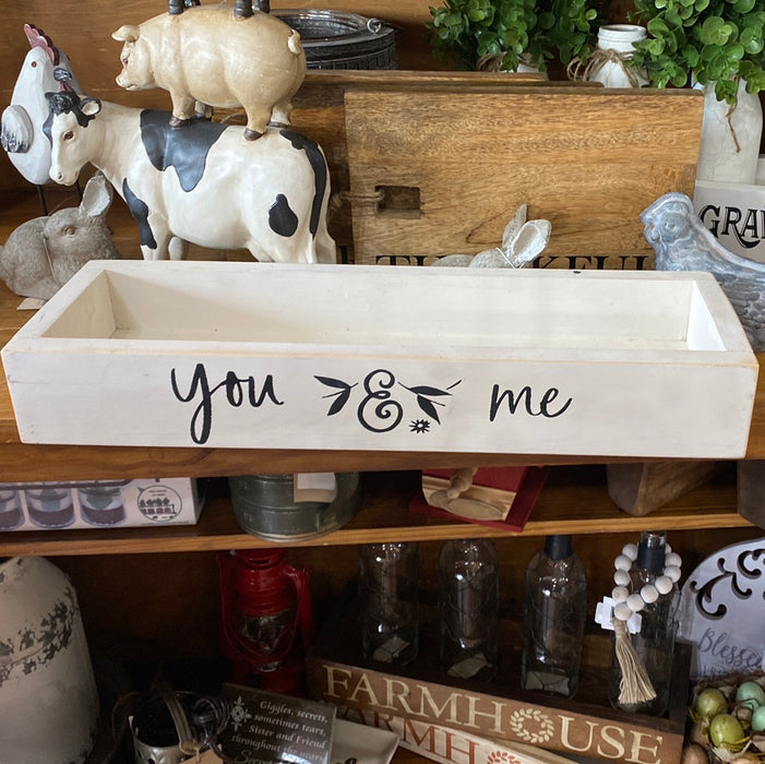 FARMHOUSE BOX