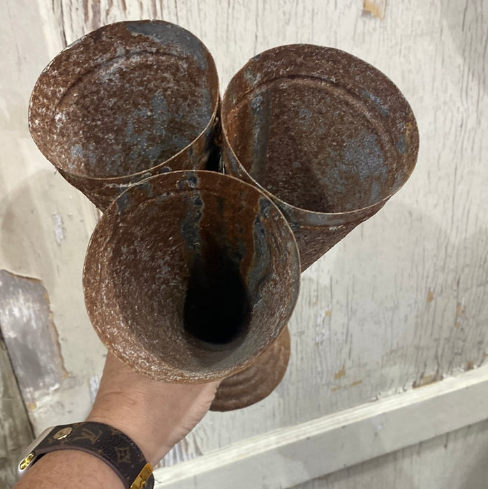 Rusty Vase
