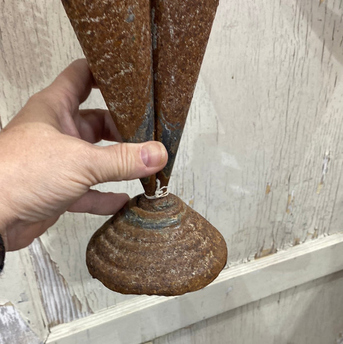 Rusty Vase