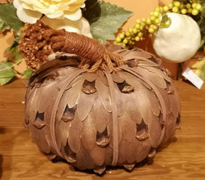 Large  Wood Chip Pumpkin