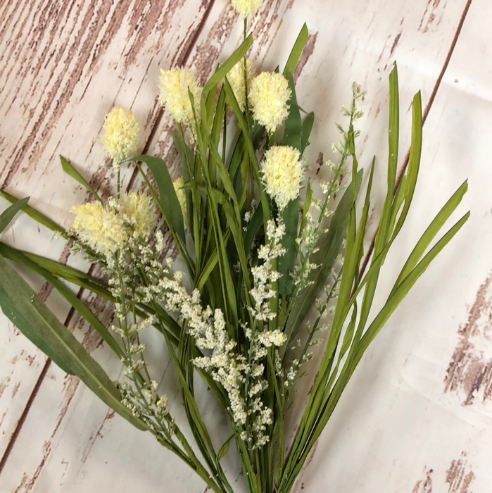 Cream Ball and Baby's Breath with Grass