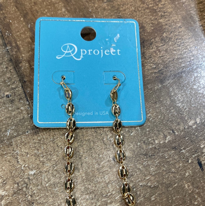 GOLD DANGLE LINK EARRING