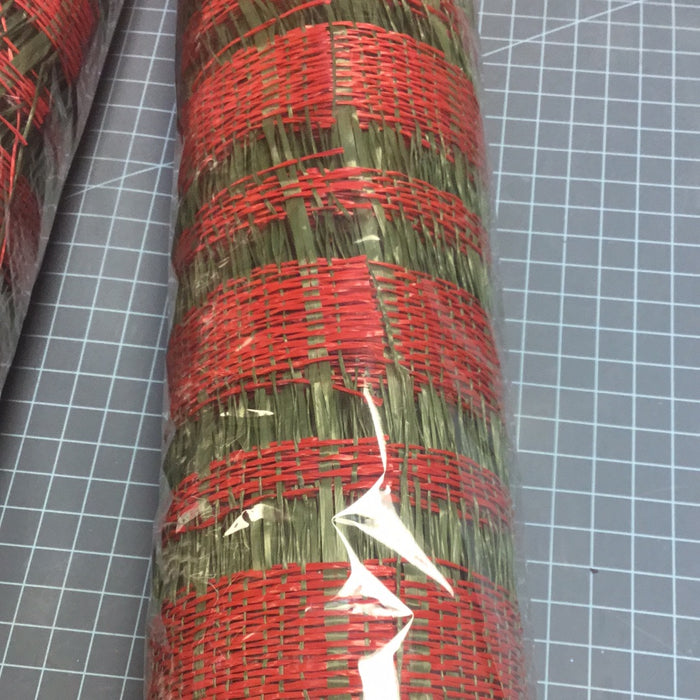 21" POLY BURLAP GREEN/RED MESH