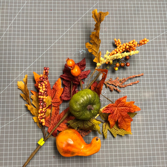 28" PUMPKIN GROUD LEAVES SPRAY