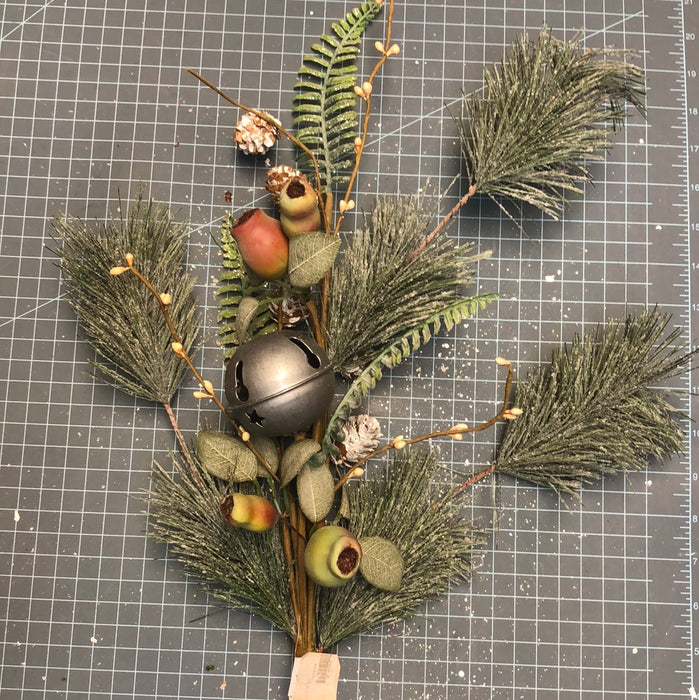 PINE MIX WITH PODS AND SILVER BELL