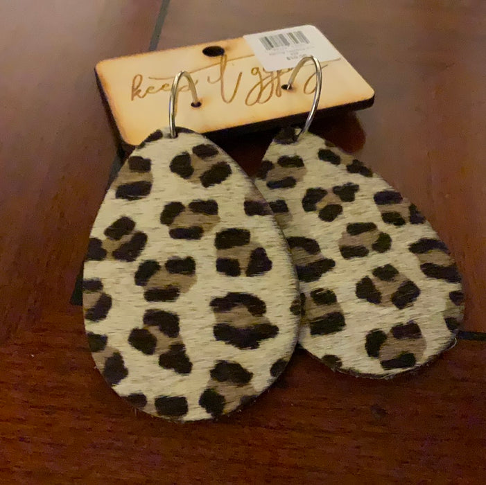 SOFT LEATHER TEARDROP LIGHT CHEETAH EARRING