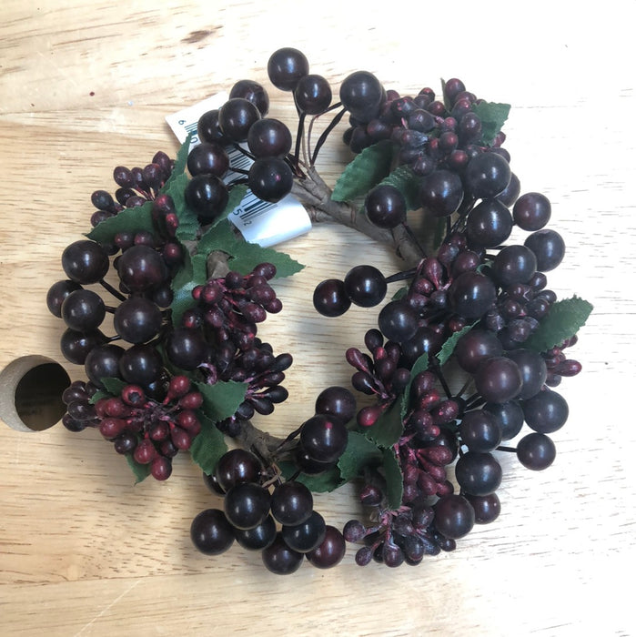2 1/2 inch Berry Candle Ring