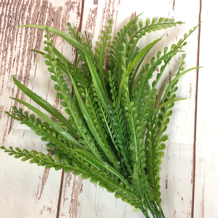 Pearl Plant with Grass Green
