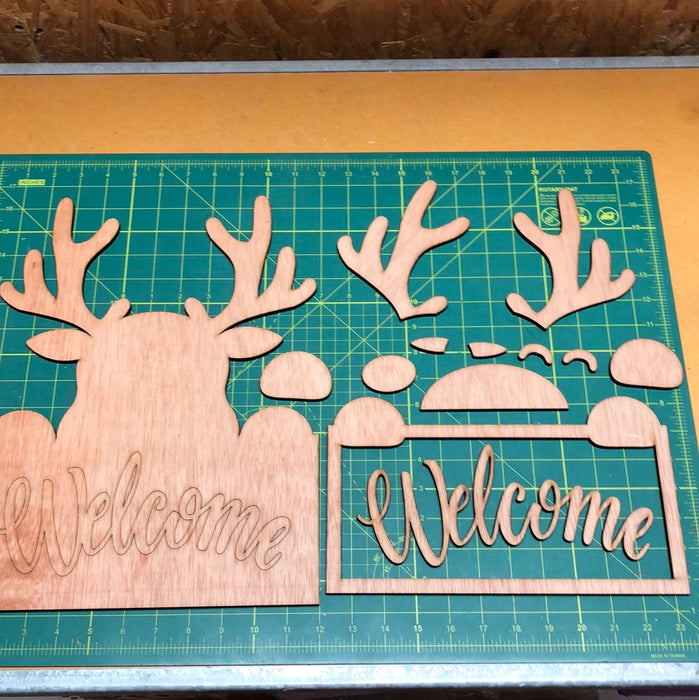 REINDEER WELCOME STACKED SIGN