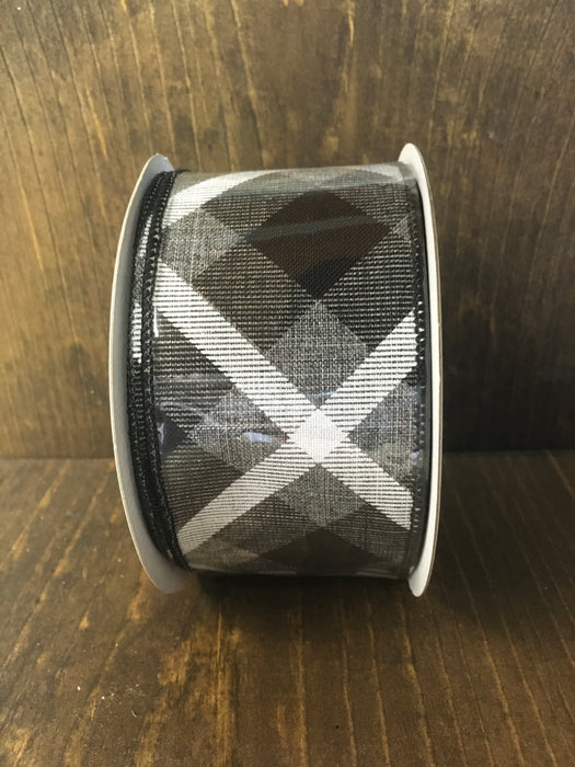 Black/White Diagonal Check
