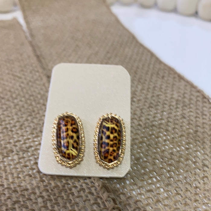 CHEETAH PRINT STUDS