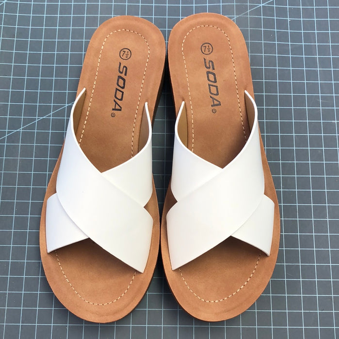 LUCY WHITE CROSS SANDALS