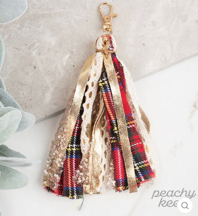 DECK THE HALLS KEYCHAIN, RED PLAID